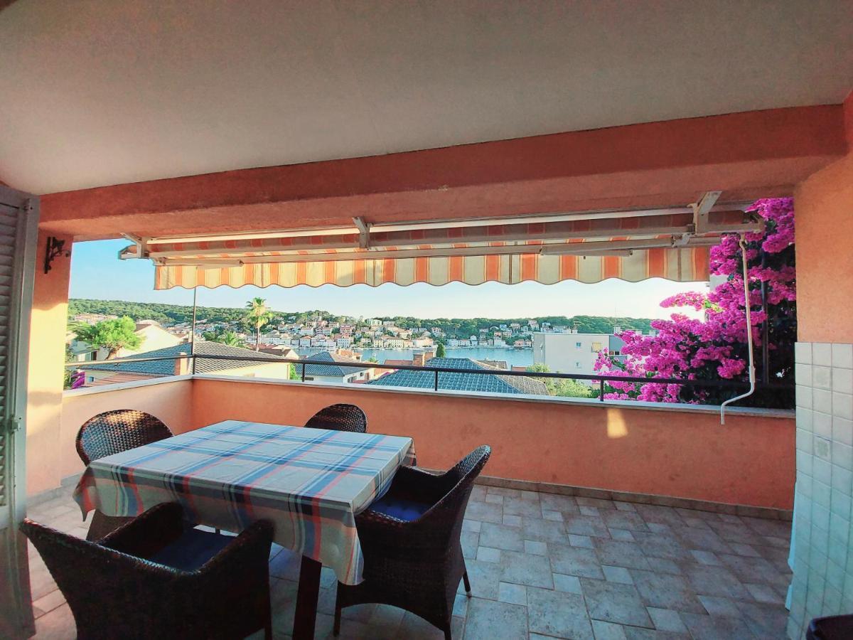 Apartment Sun View Мали-Лошинь Экстерьер фото